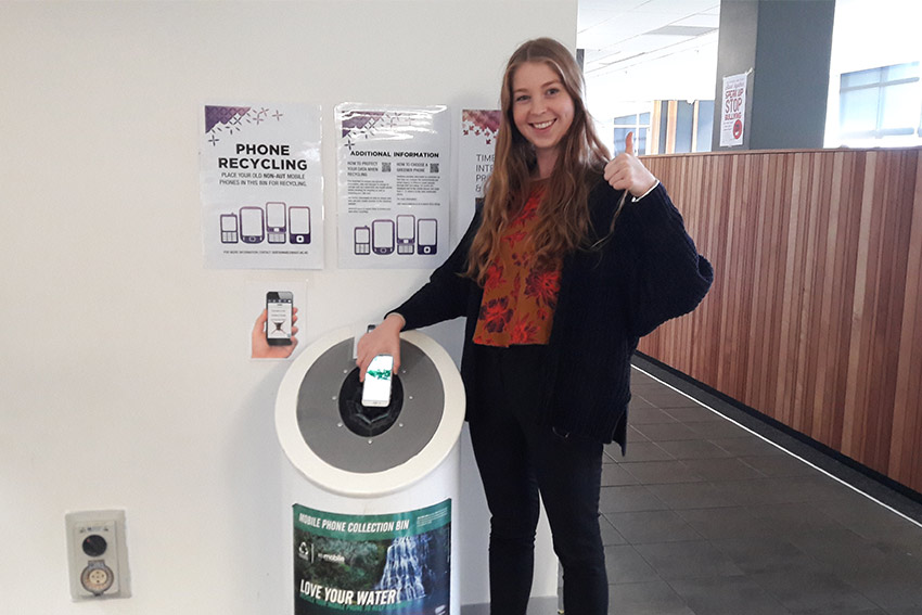 Mobile phone recycling stations across AUT